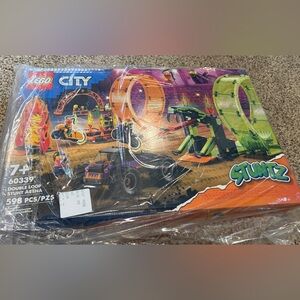 Lego City 60339 - Double Loop Stunt Arena (New, Minor Box Damage) - Retired Set